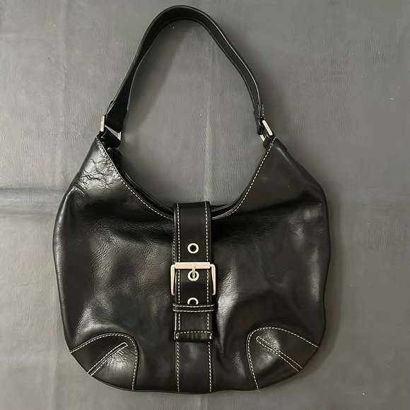 MICHAEL Michael Kors Handbags - Michael Kors Hutton Black Leather Hobo Bag